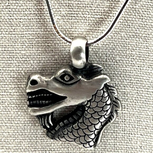 Dragon Head Pendant Necklace With 20 3/4” Silver Tone Chain - Unique Fantasy - Picture 1 of 8